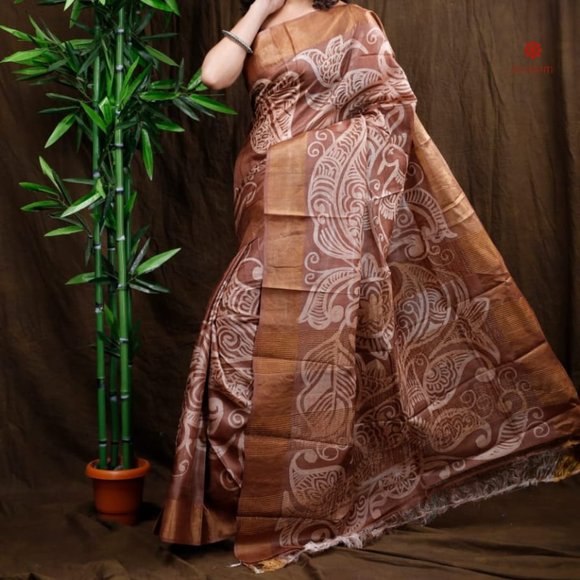 Exclusive Brown Pure Tussar Silk Hand Painted Saree - Picture 2 of 8